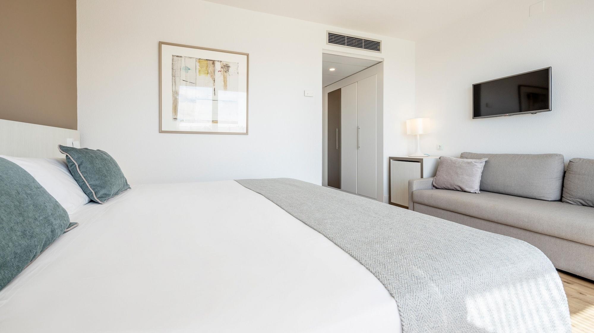 Ilunion Hotel 4*