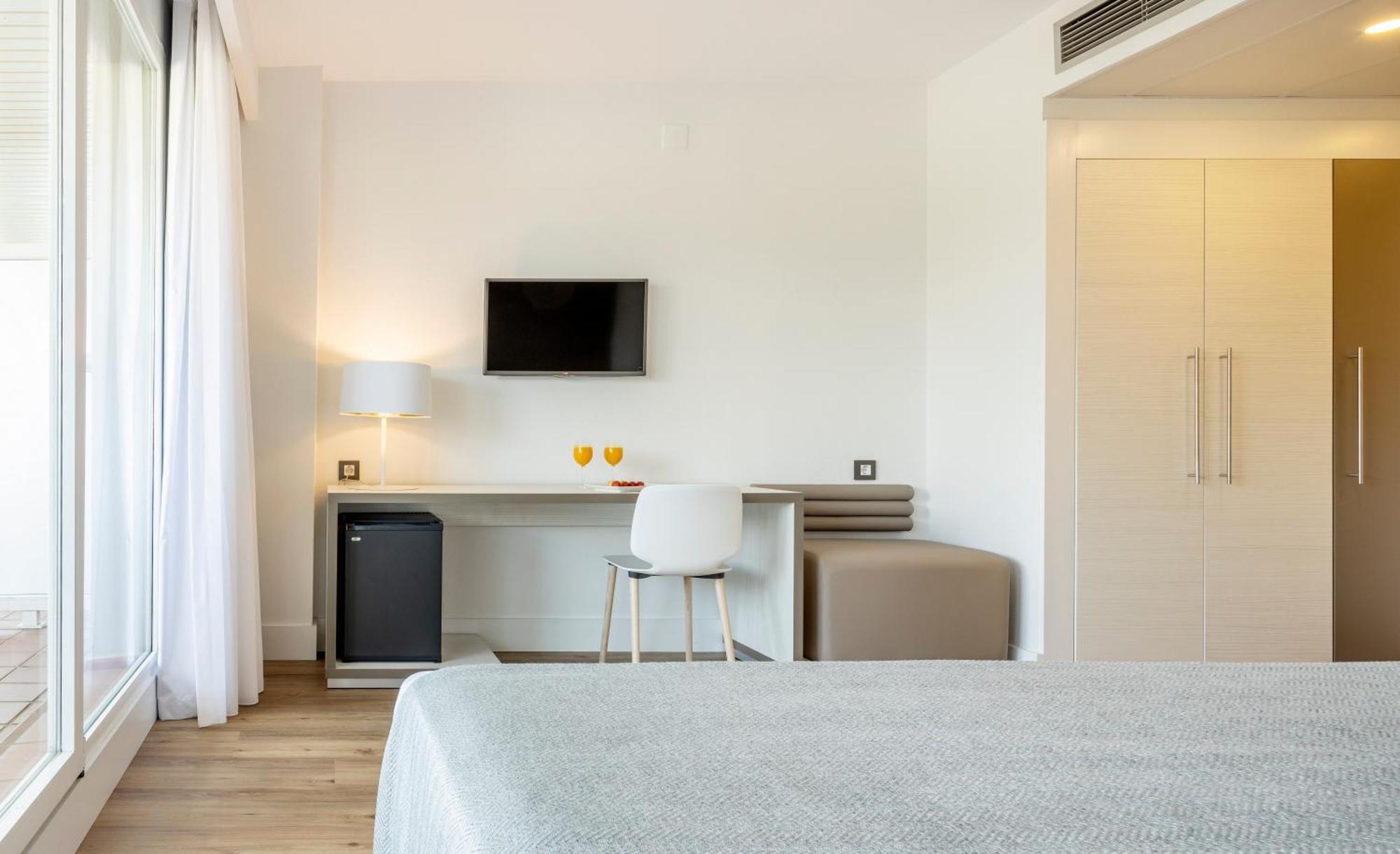 Ilunion Hotel 4*